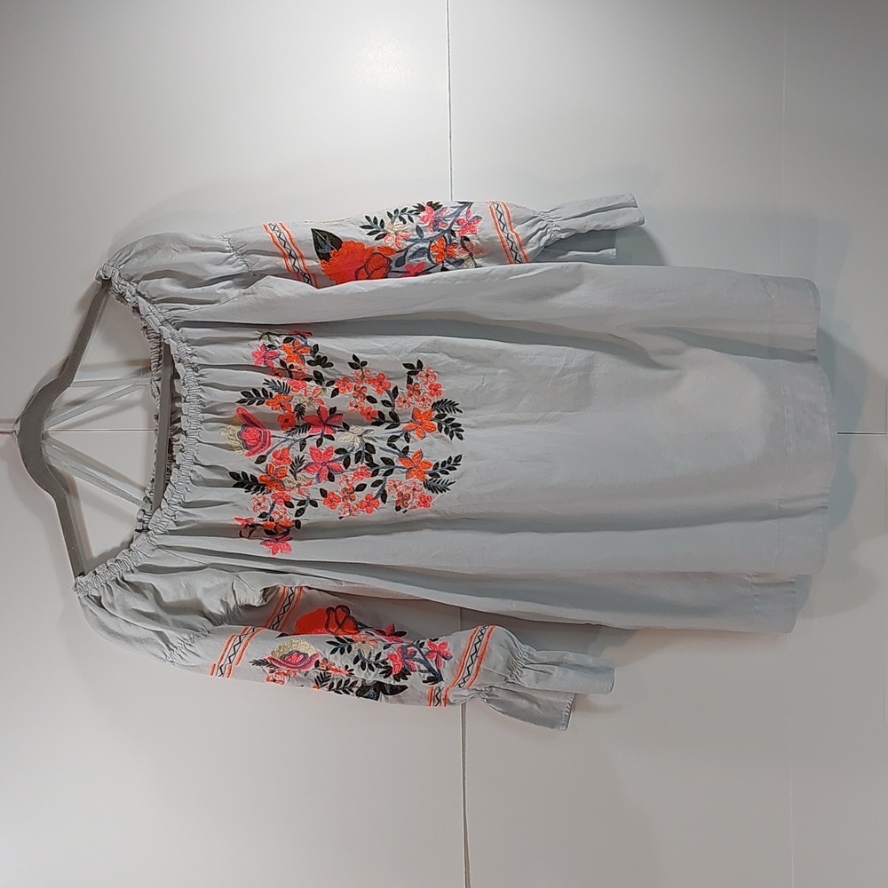 Free People Women's Light Gray Peasant Tunic with Embroidery szM
